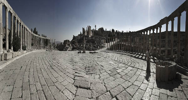 Read more about the article 고대 그리스 철학자가 말한 민주주의란?