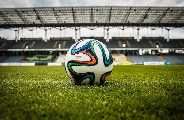 Read more about the article 스포츠 전술적 변화가 중요한 이유는?