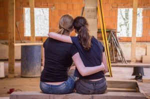 Read more about the article 경쟁과 우정은 동전의 양면과 같아, 적과의 동침인가?