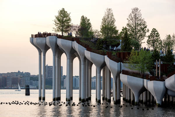 Read more about the article 세계적인 디자이너 겸 건축가 토마스 헤더윅 …  ‘헤더윅 스튜디오: 감성을 빚다’ 전시회 