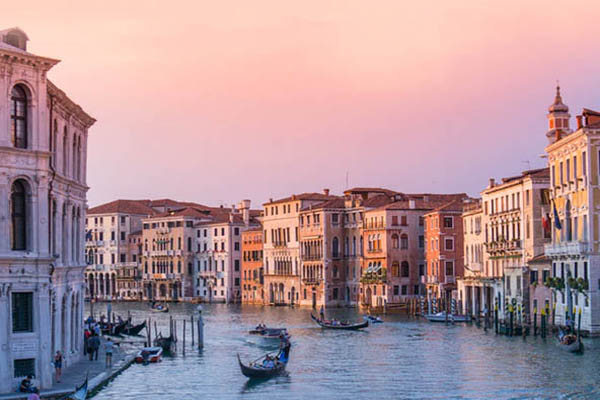 Read more about the article 휴가철 건강한 해외여행 A to Z …뎅기열, 홍역 등 해외 감염질환 급증